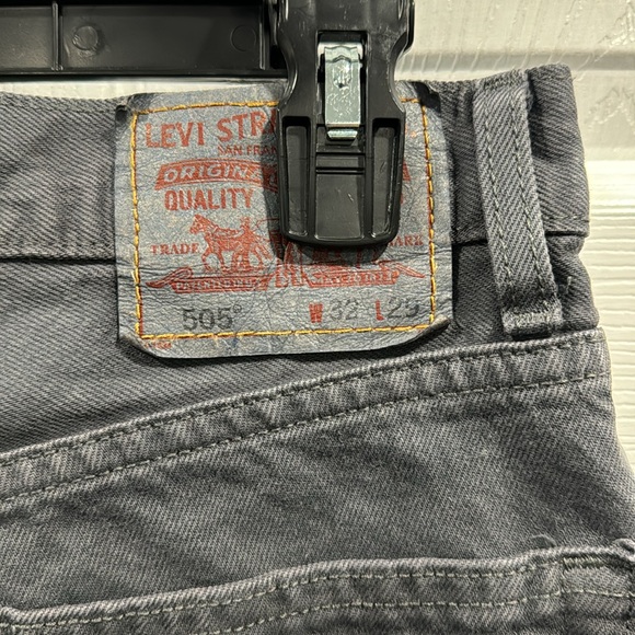 Men’s Dark Gray Levi’s 505 Regular Fit Jeans Size 32x29 EUC - Picture 5 of 10